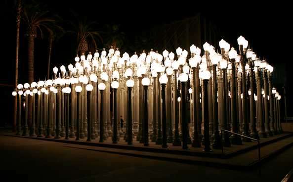 Chris Burden's Urban Light